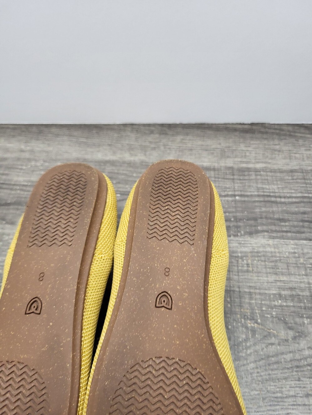 Rothys Flats Ballet Loafers Shoes Lemon Drop Slip On Breathable Women's Size 8 - Picture 8 of 10